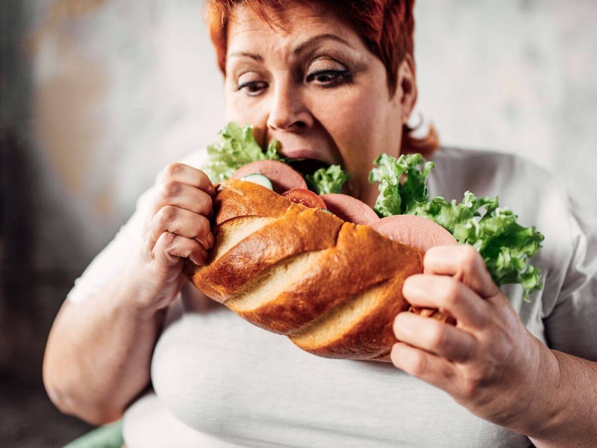 ダイエット中における食べ過ぎた日と翌日の対処法をお伝えします!